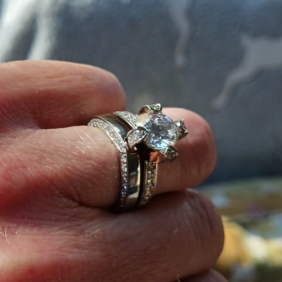 Sakamoto Designed Engagement & Wedding Ring... CZ. CENTER STONE - Picture 9 of 10